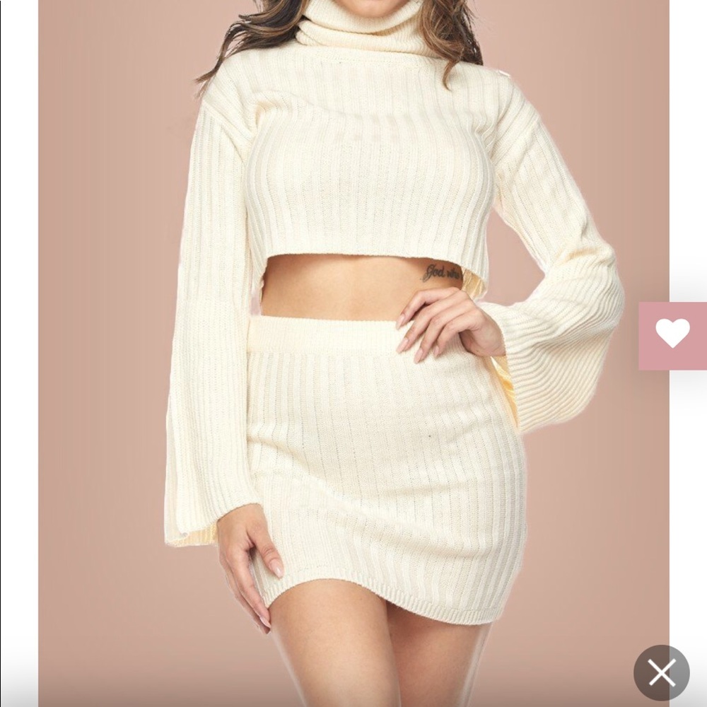 Two piece set